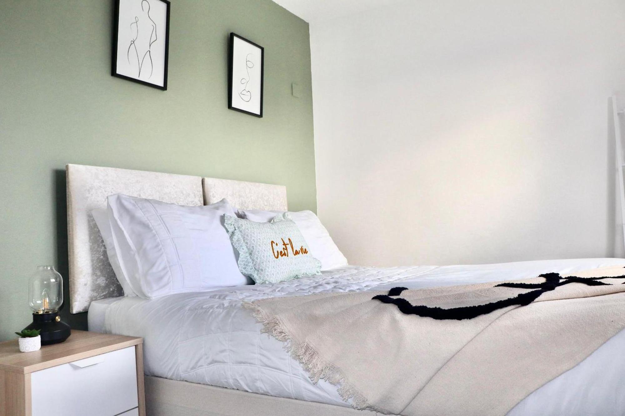 Stunning Apartment, Sleeps 4, Central London, 1 Bedroom, Zone 1, Kennington - Open For Business Stays, Long Stays And Families Relocating Luaran gambar